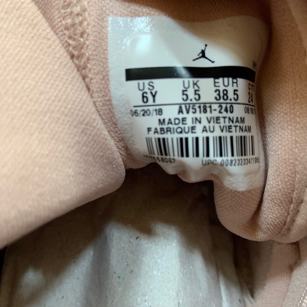 New Nike Air Jordan Fadeaway SE Women's Sneakers - Picture 7 of 8